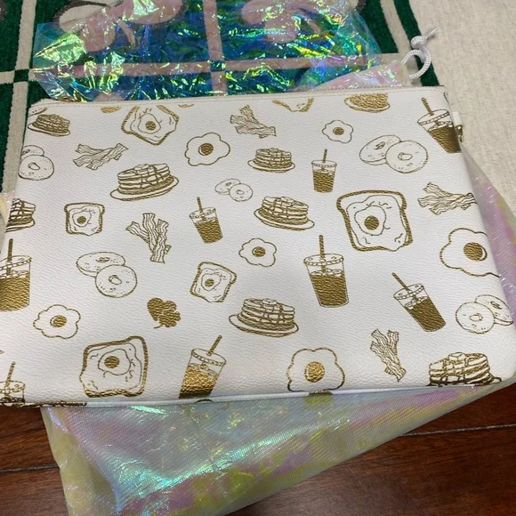 Stoney clover lane vegan flat pouch - Picture 2 of 11